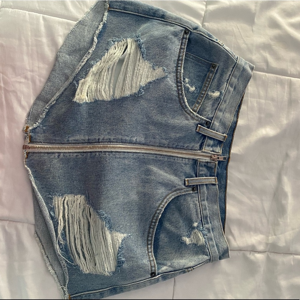 carmar denim light wash zip up denim skirt 29
